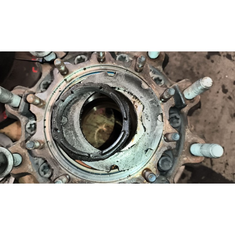Recambio de buje trasero derecho para scania serie p/g/r (l-clase) 12.7 diesel referencia OEM IAM 2603319 2290525 