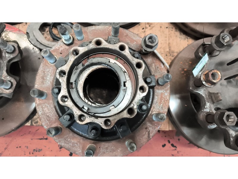 Recambio de buje trasero derecho para man tgx 33.xxx 12.4 diesel referencia OEM IAM 81357013155 81357013155 