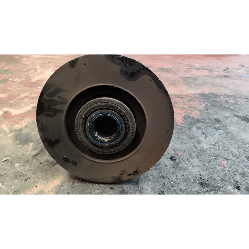 Recambio de buje delantero para mercedes-benz axor 2-ejes 18 ton 2004  6.4 diesel (om 906 la) referencia OEM IAM A9423340201 A94