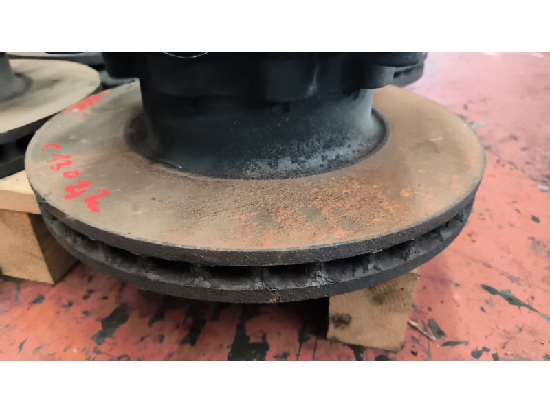 Recambio de buje trasero izquierdo para scania serie p/g/r (l-clase) 12.7 diesel referencia OEM IAM 2603319 2290525 