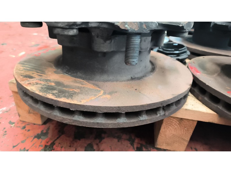 Recambio de buje trasero derecho para scania serie p/g/r (l-clase) 12.7 diesel referencia OEM IAM 2603319 2290525 
