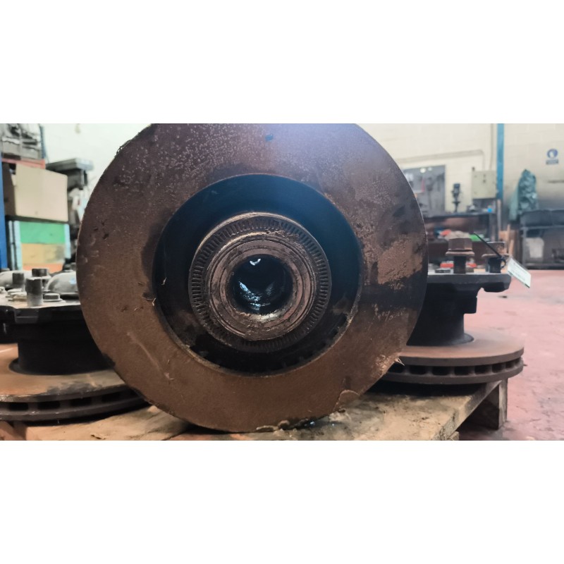 Recambio de buje delantero para scania serie 4 (p/r 164 l) 15.6 diesel referencia OEM IAM 1480933  