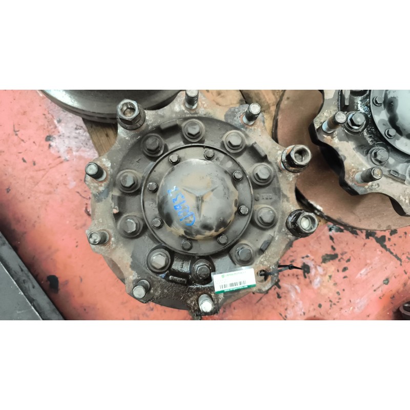 Recambio de buje delantero para mercedes-benz axor 2-ejes 18 ton 2004  6.4 diesel (om 906 la) referencia OEM IAM A9423340201 A94