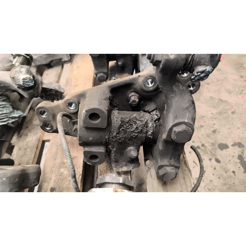 Recambio de mangueta delantera derecha para mercedes-benz axor 2-ejes 18 ton 2004  6.4 diesel (om 906 la) referencia OEM IAM A94