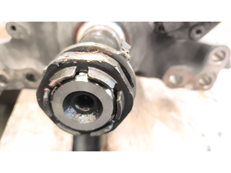 Recambio de mangueta delantera izquierda para renault premium lander 10.8 diesel referencia OEM IAM 7420543313  