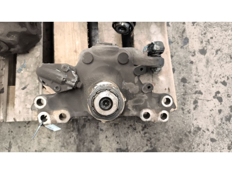 Recambio de mangueta delantera derecha para renault magnum ab diesel referencia OEM IAM 7420543313  