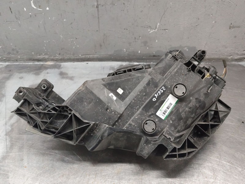 Recambio de faro derecho para seat leon (5f1) 1.6 tdi referencia OEM IAM   
