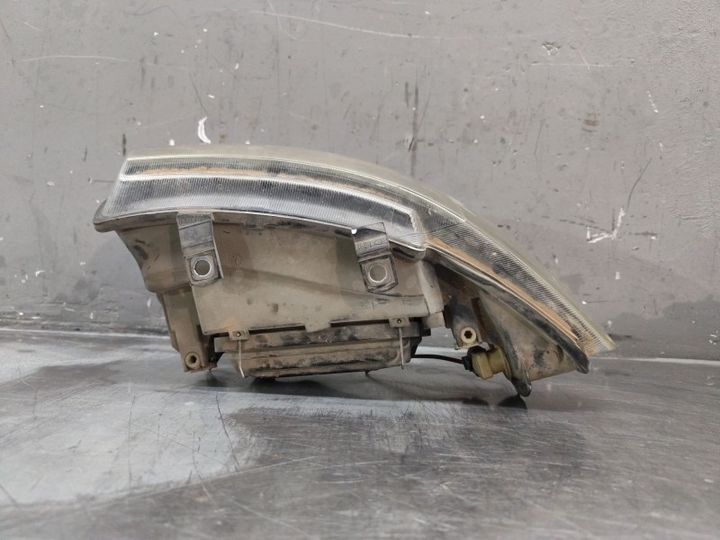 Recambio de faro derecho para seat toledo ii (1m2) 1.9 tdi referencia OEM IAM 1M1941016  