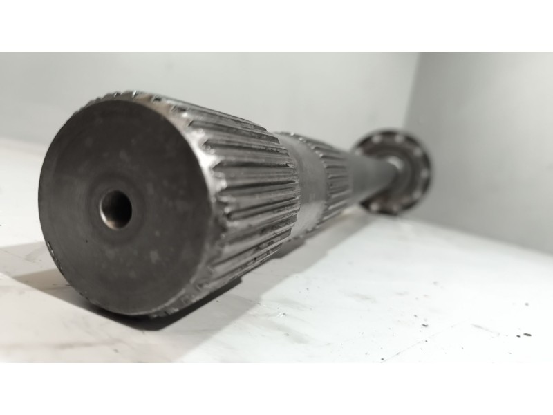 Recambio de palier para man tgx 33.xxx 12.4 diesel referencia OEM IAM 81355020252  