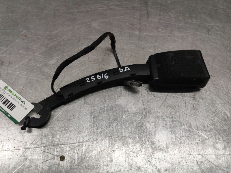 Recambio de enganche de cinturon delantero derecho para seat leon (5f1) 1.6 tdi referencia OEM IAM   
