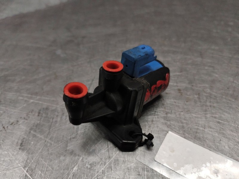 Recambio de valvula intercambio de calefaccion para peugeot 407 st confort referencia OEM IAM 9640953980  