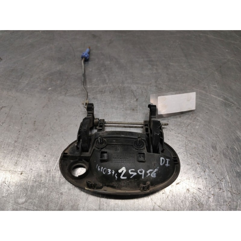 Recambio de maneta exterior delantera izquierda para opel corsa c club referencia OEM IAM 22175  