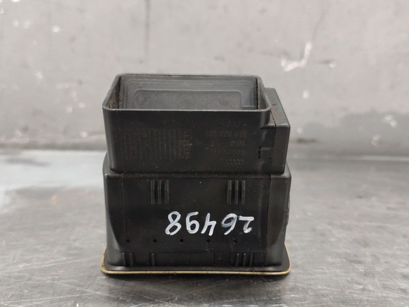 Recambio de aireador para seat toledo ii (1m2) 1.9 tdi referencia OEM IAM 8L0820901  