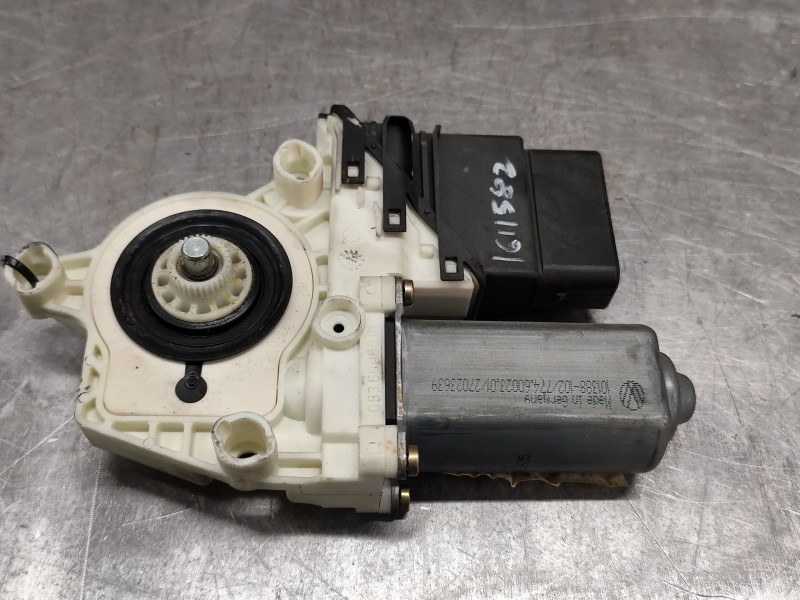 Recambio de motor elevalunas trasero derecho para seat toledo ii (1m2) 1.9 tdi referencia OEM IAM 1C0959812A  