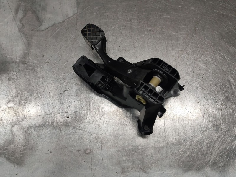 Recambio de pedal freno para seat leon (5f1) 1.6 tdi referencia OEM IAM   