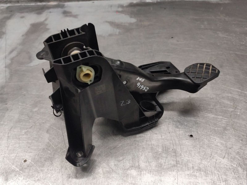 Recambio de pedal freno para seat leon (5f1) 1.6 tdi referencia OEM IAM   
