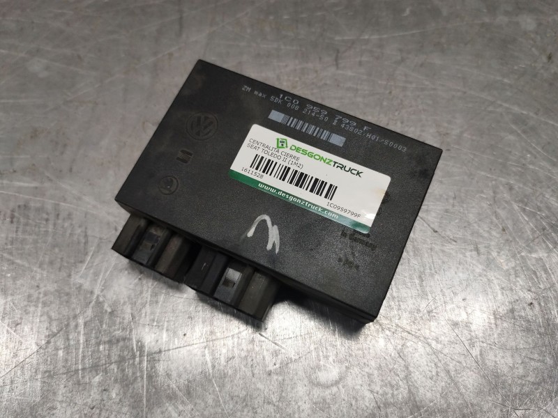 Recambio de centralita cierre para seat toledo ii (1m2) 1.9 tdi referencia OEM IAM 1C0959799F  