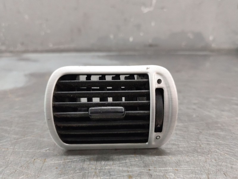 Recambio de aireador para seat toledo ii (1m2) 1.9 tdi referencia OEM IAM 8l0820901  