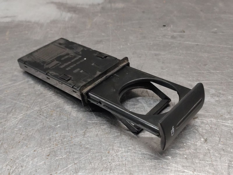 Recambio de posavasos para seat toledo ii (1m2) 1.9 tdi referencia OEM IAM 1M1862531D  