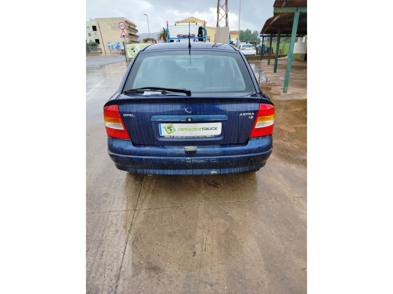 opel astra g hatchback (t98) del año 2000