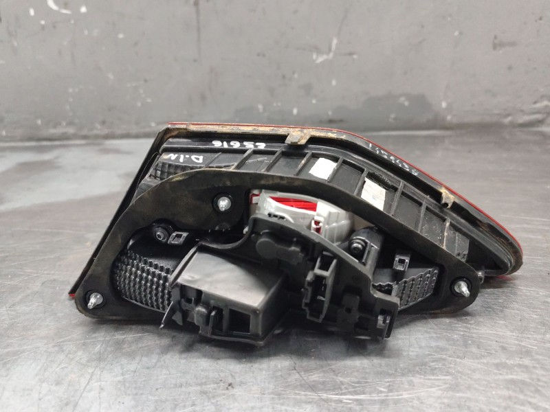 Recambio de piloto trasero derecho interior para seat leon (5f1) 1.6 tdi referencia OEM IAM 5F0945094D  