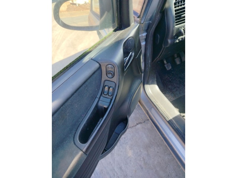 opel zafira a monospace (t98) del año 2005