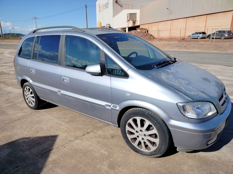 opel zafira a monospace (t98) del año 2005