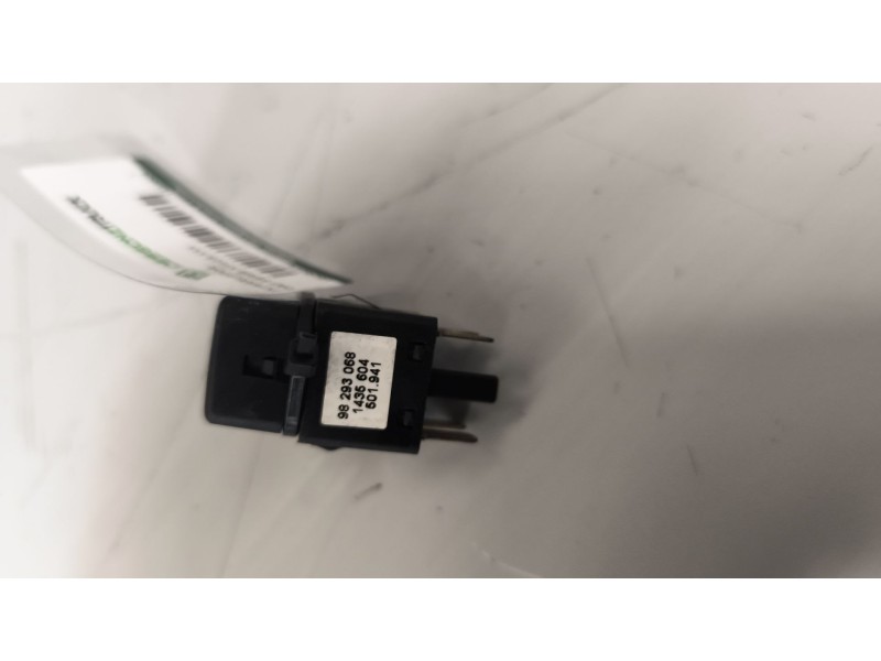 Recambio de interruptor para daf serie xf105.xxx 12.9 diesel referencia OEM IAM 1435604  