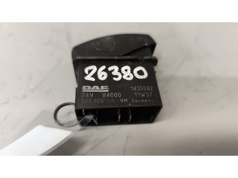 Recambio de interruptor para daf serie xf105.xxx 12.9 diesel referencia OEM IAM 1435592  