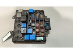 Recambio de caja reles / fusibles para daf serie lf45 desde 01 5.9 diesel referencia OEM IAM 5010516886  