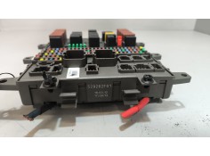 Recambio de caja reles / fusibles para renault magnum ab diesel referencia OEM IAM 21714062  