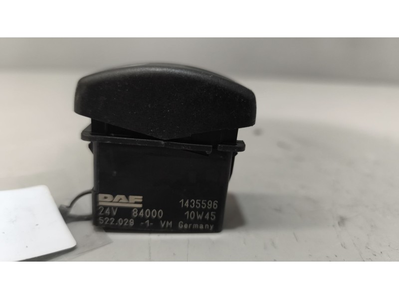 Recambio de interruptor para daf serie xf105.xxx 12.9 diesel referencia OEM IAM 1435596  