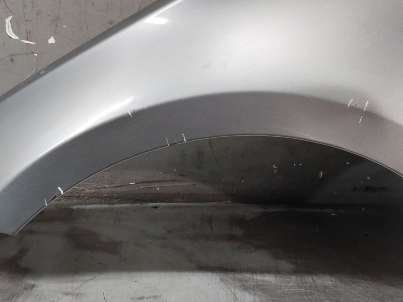Recambio de aleta delantera izquierda para bmw serie 1 berlina (e81/e87) 120d referencia OEM IAM   