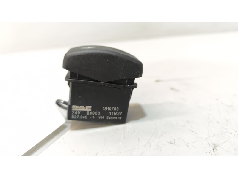 Recambio de interruptor para daf serie xf105.xxx 12.9 diesel referencia OEM IAM 1810760  