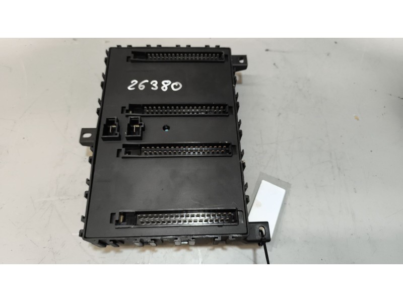 Recambio de caja reles / fusibles para daf serie xf105.xxx 12.9 diesel referencia OEM IAM 1795419  