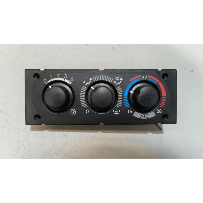 Recambio de mando calefaccion / aire acondicionado para daf serie xf105.xxx 12.9 diesel referencia OEM IAM 1681099 9041702667 