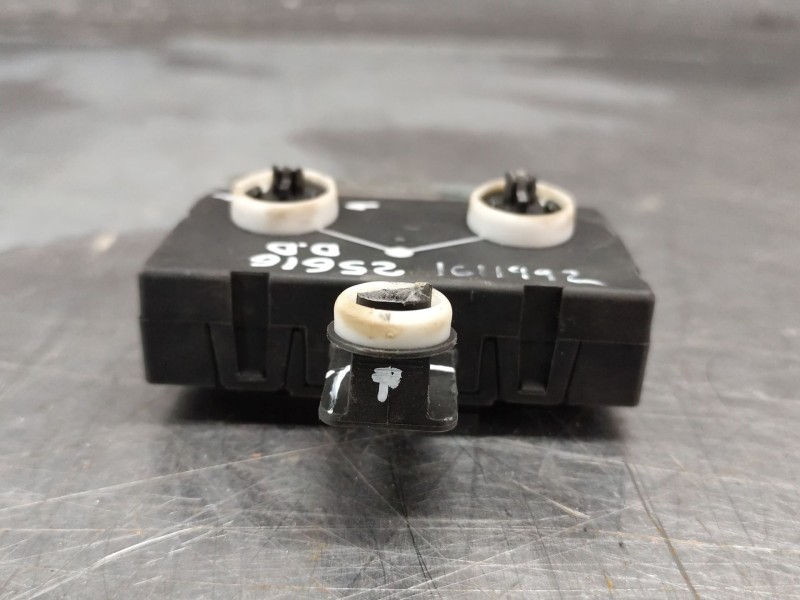 Recambio de centralita cierre para seat leon (5f1) 1.6 tdi referencia OEM IAM 5Q4959592C  