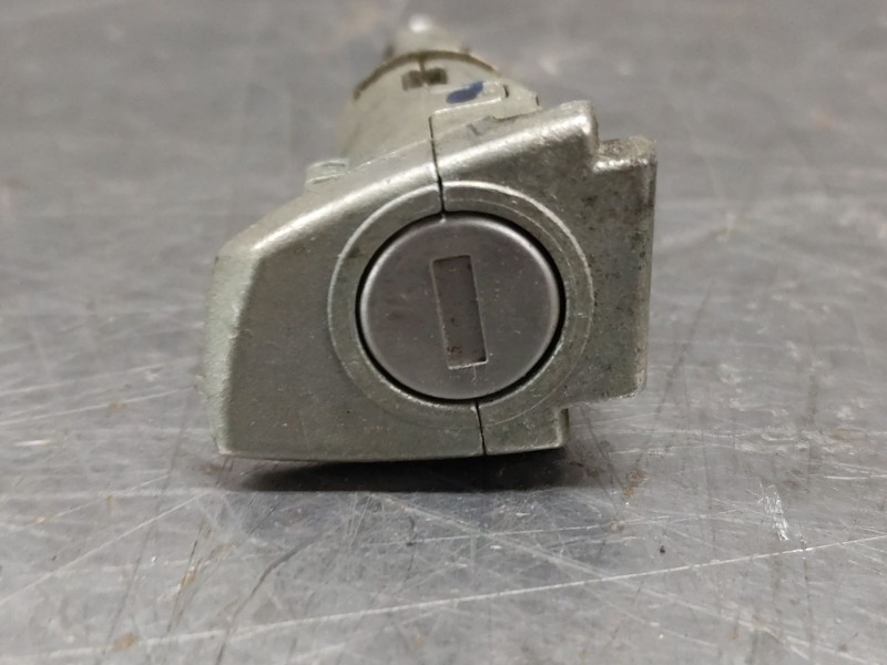 Recambio de juego bombines para seat leon (5f1) 1.6 tdi referencia OEM IAM 1K0905851  