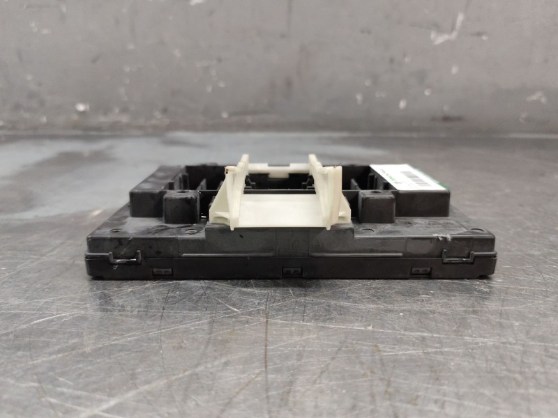 Recambio de centralita bcm para seat leon (5f1) 1.6 tdi referencia OEM IAM 5Q0937084AG  