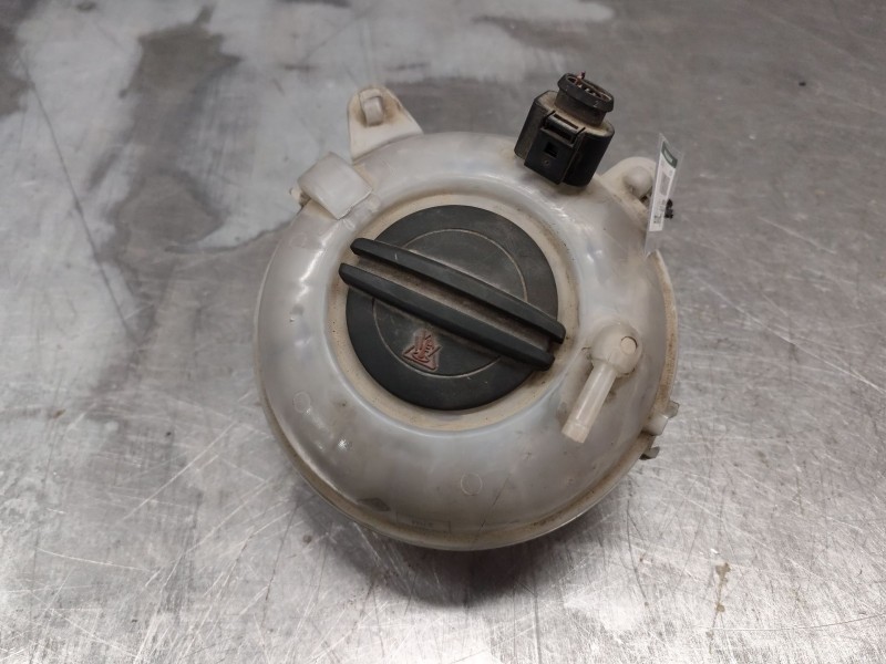 Recambio de deposito expansion para seat leon (5f1) 1.6 tdi referencia OEM IAM 5Q0121407G  