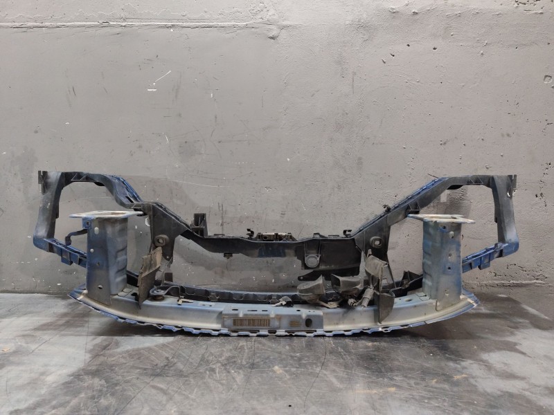 Recambio de panel frontal para ford focus berlina (cap) ambiente (d) referencia OEM IAM   