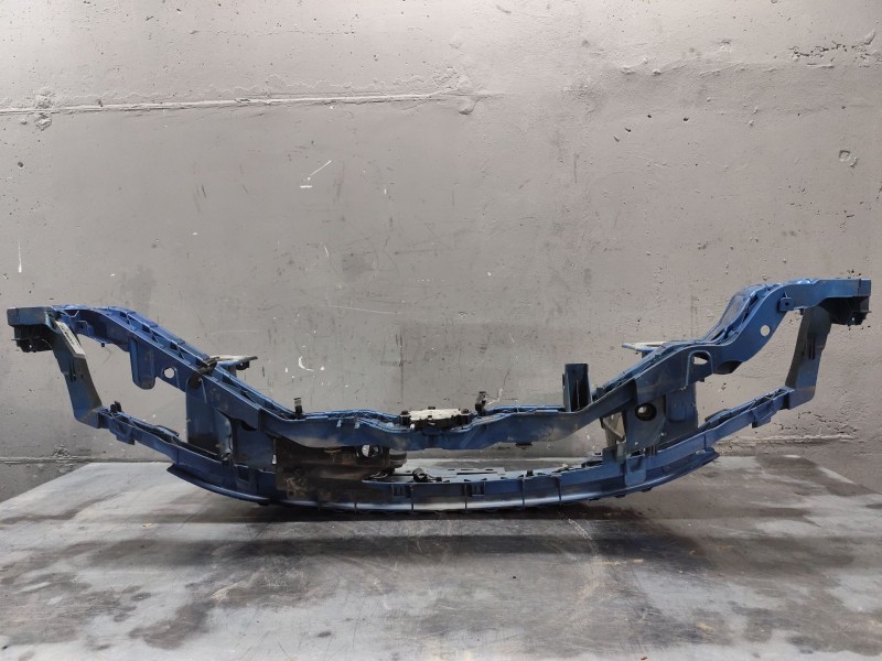 Recambio de panel frontal para ford focus berlina (cap) ambiente (d) referencia OEM IAM   