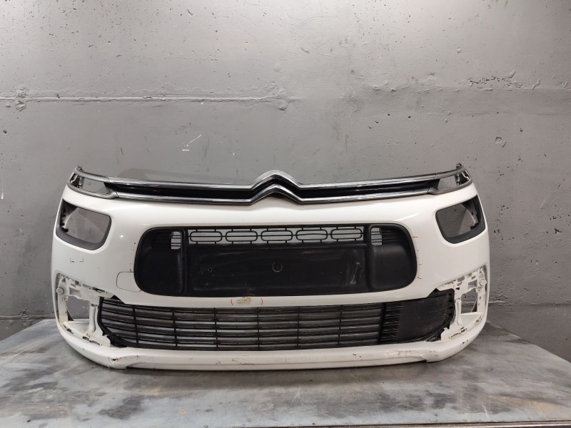 Recambio de paragolpes delantero para citroën c4 picasso ii 1.6 bluehdi 100 referencia OEM IAM   