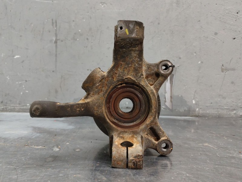 Recambio de mangueta delantera izquierda para renault master ii furgoneta (fd) 2.5 dci referencia OEM IAM   