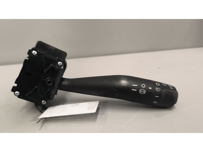 Recambio de mando limpia para isuzu npr75-v referencia OEM IAM 3811503080  