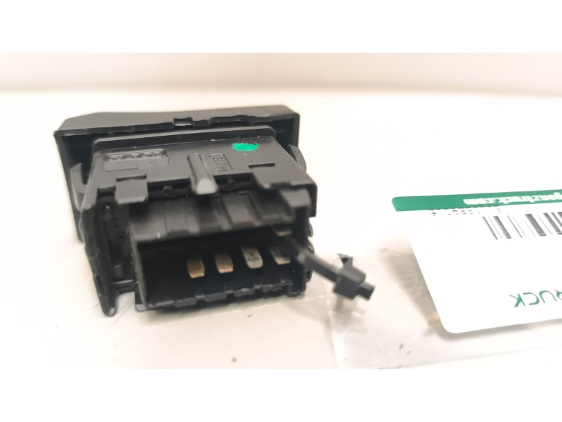 Recambio de interruptor para renault magnum ab diesel referencia OEM IAM 5010589016  