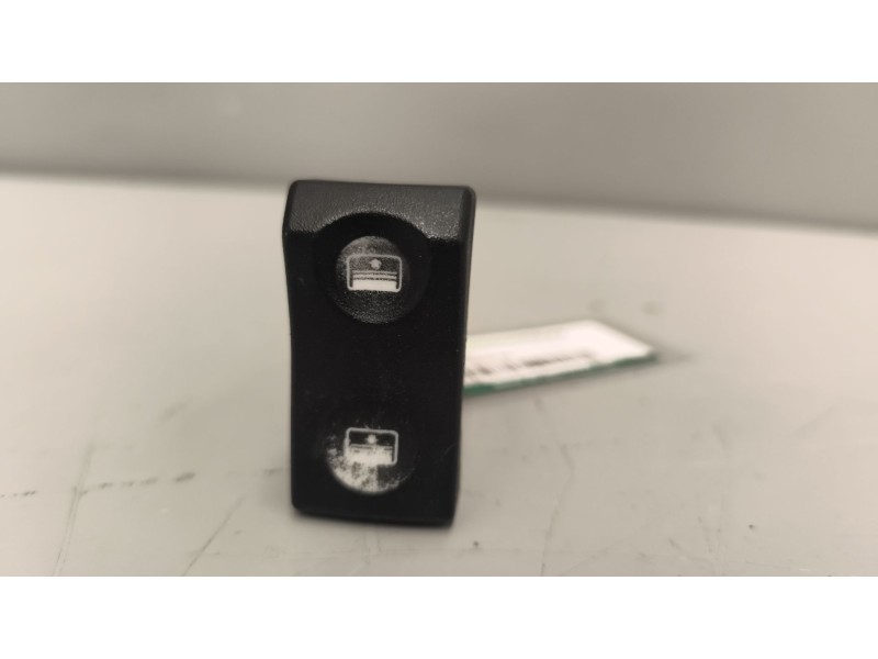 Recambio de interruptor para renault magnum ab diesel referencia OEM IAM 5010206730  