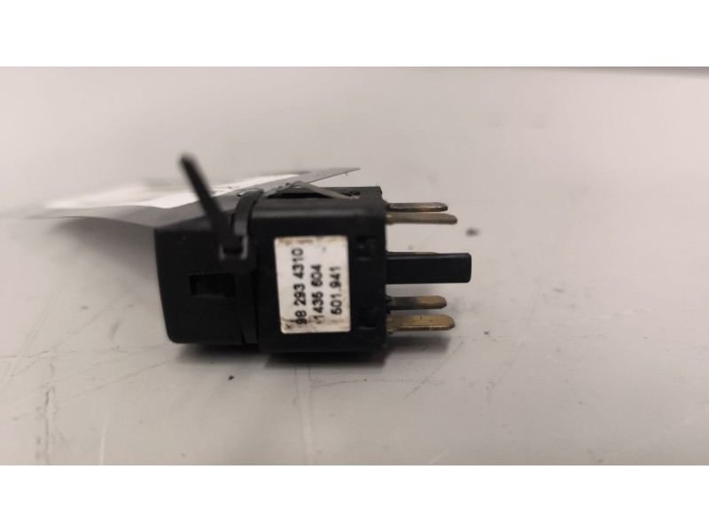 Recambio de interruptor para daf serie xf105.xxx 12.9 diesel referencia OEM IAM 1435604  