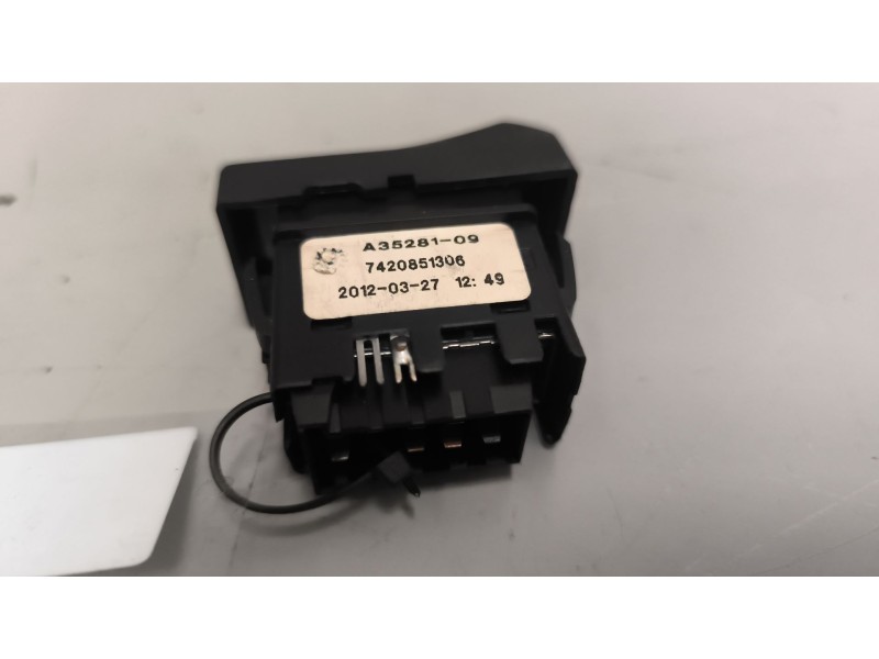 Recambio de interruptor para renault magnum ab diesel referencia OEM IAM 7420851306  