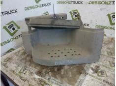 Recambio de peldaño izquierdo para daf serie 45.150 fki dis.ent.ej.3250 zgg7.49 topsleeper referencia OEM IAM   